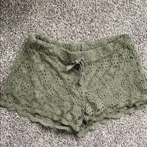 Lace hunter green shorts